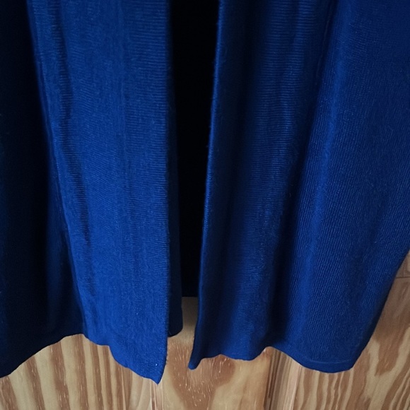 WHBM Sweater - Size Small - Picture 5 of 7